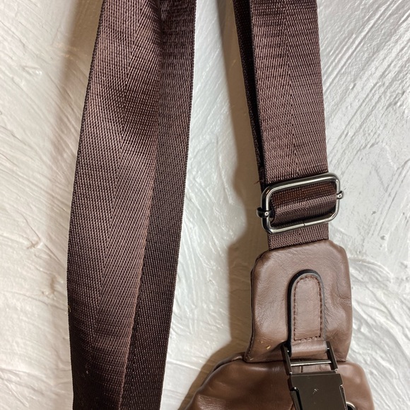 NWT Ekphero® Men  Leather Crossbody Bag Coffee - Picture 8 of 9